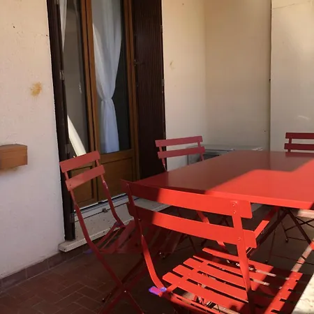Apartament Agreable Chez Mame Jeanne Au Grau Du Roi