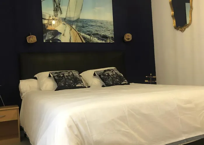 Agreable Chez Mame Jeanne Au Grau Du Roi 아파트
